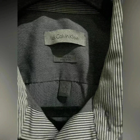 Calvin Klein Slim‎ Fit Non Iron Dress Shirt Size 16/ 34-35 - Picture 3 of 5